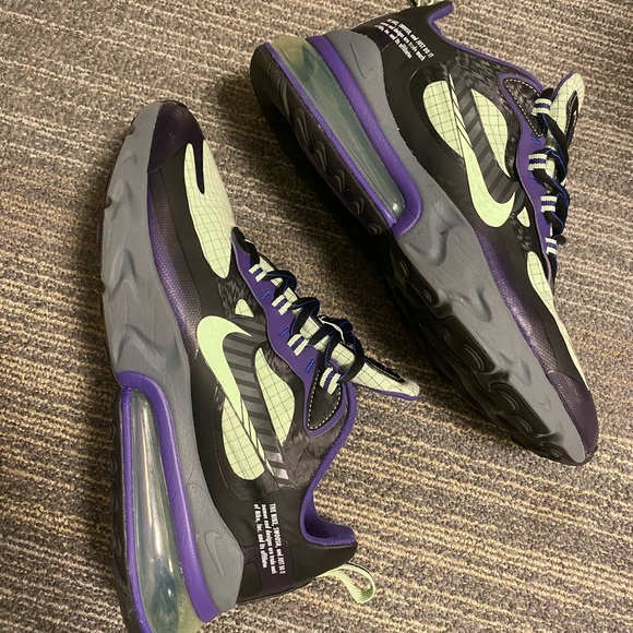 Mens Nike Air Max 270 React - Picture 2 of 7